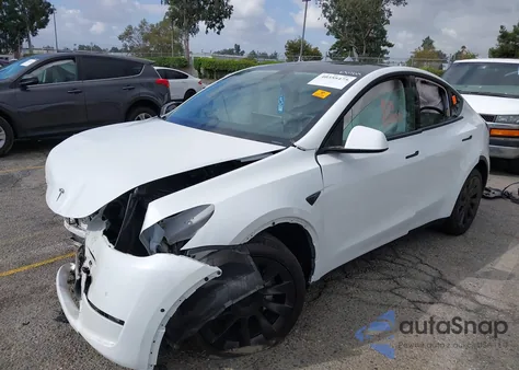 2022 Tesla Model Y Long Range Dual Motor All-Wheel Drive из США, поврежденный, VIN 7SAYGDEE0NF329786